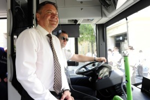 Župan Janković z večmilijonskim mankom