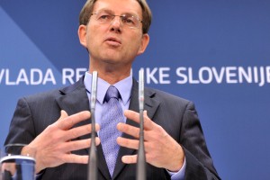 Dve leti Cerarjeve vlade, dve zapravljeni leti