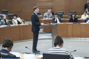 Miro Cerar poslancem govoril o lubadarjih: Gozdovi ne bodo propadli