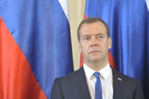 Enotna Rusija z absolutno večino na volitvah