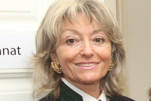 Barbara Zobec o ponižanju vrhovnega sodišče