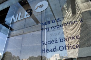 SMC noče prodati NLB zaradi volitev 2018
