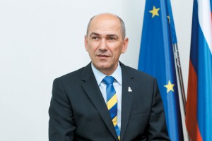 Janša: Vložili bomo interpelacijo zoper celotno vlado