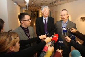 Nastaja levo-desna »vsegliharska« stranka? Voljčev Act-Tank postaja zavod.