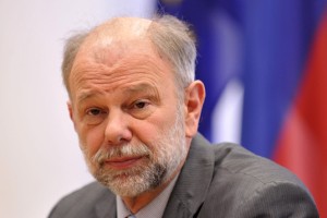 Škofjeloški župan po napadu z avtom že okreva doma