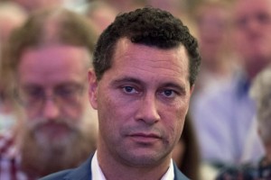 Kandidat za šefa Ukipa po prepiru končal v bolnišnici