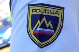Gorenjski kriminalisti za preprodajo drog in orožja ovadili 13 oseb