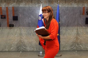 Sindikat očita Katičevi: Odpuščanja vojakov so bila nepotrebna