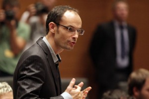Anže Logar: Tragično je spremljati razvoj prakse pri pregonu bančne kriminalitete