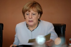 Uslužbenec v tiskovnem uradu Angele Merkel naj bi vohunil za Egipt