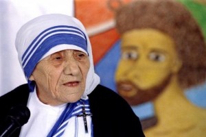 Postojnski svetniki nočejo kipa matere Tereze