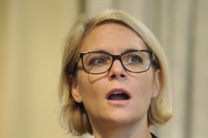 Kopač Mrakova v težavah? Cerar napoveduje pogovor z ministrico