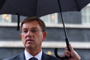 Cerar in kolegi o Ceti in trgovinski zaščiti