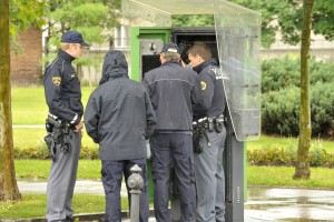Cerar policistom: dobro ste opremljeni!
