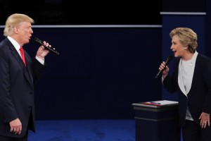 Trump: Hillary nima pojma, z njo bomo končali v tretji svetovni vojni