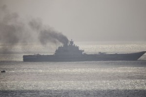 Ruska letalonosilka v španskem pristanišču je  razjezila španske zaveznice