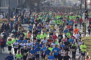 Maraton rekordov: več kot 23.000 tekačev in zastavonoša Pahor