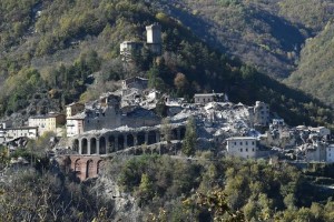 Po potresih v Italiji bi pomoč lahko potrebovalo do 100.000 ljudi