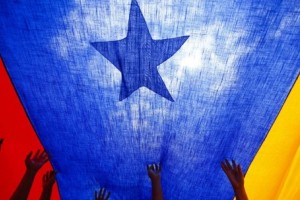 Posredovanje Vatikana zaleglo: Maduro se pogovarja z opozicijo