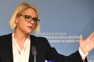 Interpelacija zoper Anjo Kopač Mrak je jubilejna, 40. po vrsti