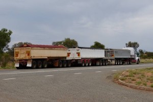 AVDIO: Bo v Semiču kmalu konec jeze zaradi parkiranja tovornjakov?
