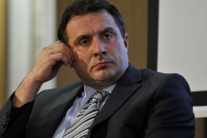 Erik Brecelj: V bančne luknje zmečemo milijarde evrov, pa se nihče pretirano ne sekira 