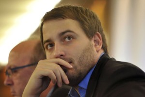 SDS od Andreja Čuša s tožbo terja vračilo 8000 evrov stroškov za volilno kampanjo