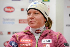 Shiffrinovi še deveti slalom po vrsti ter za nagrado jelenček Sven