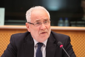 Ivo Vajgl je pričal na sojenju nekdanjim katalonskim voditeljem