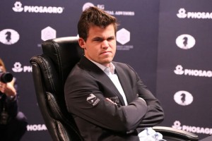 Carlsen z zmago v hitrem dodatku ubranil naslov svetovnega prvaka