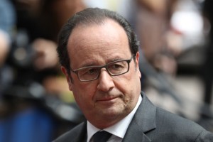 Hollande se bo izognil blamaži in ne bo kandidiral za predsednika