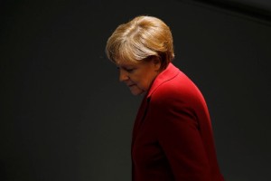 Angela Merkel na popravilu pri avtomehaniku