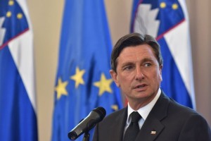 Pahor bo odlikoval bronaste rokometaše