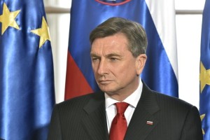 Pahor: Za zdaj menim, da je zakon o tujcih v skladu z ustavo