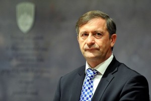 Erjavec se boji četrtka in reformnih idej Milojke Kolar Celarc