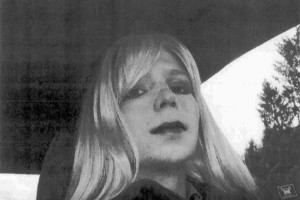 Pomiloščena Chelsea Manning zapustila ameriški vojaški zapor