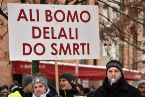 Vprašanje ministrici: Ali bomo delali do smrti?