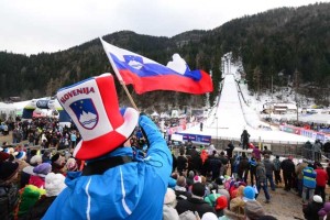 Najboljše skakalke sveta prihajajo v Ljubno ob Savinji