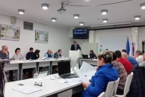 AVDIO: Povišanje cen programov vrtca