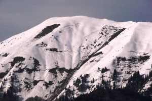 V snežnem plazu v Italiji več mrtvih