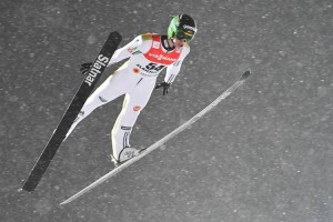 Peter Prevc se ni uspel vmešati v boj za medalje, Kraftu drugo zlato