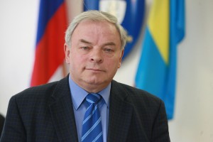 Za SLS ne vidim drugega izhoda, kot da se priključi h kateri od drugih strank na desni