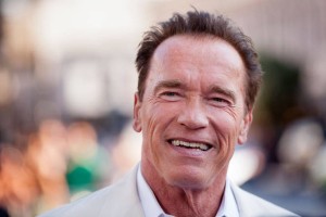 Schwarzenegger razmišlja o kandidaturi za zvezni senat