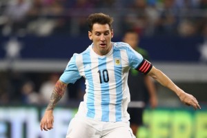 Brazilci praktično že v Rusiji, Messi rešil Argentino