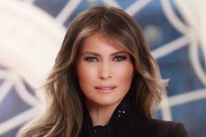 Selitev v Belo hišo vse bližje, Melania Trump dobila uradni portret