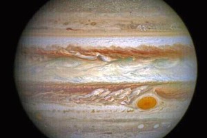 F&#38;V: Jupiter posnet s pomočjo Hubbla