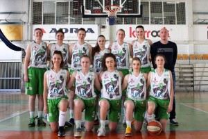 Članice Ženskega košarkarskega kluba Krka z zmago nad Avstrijkami