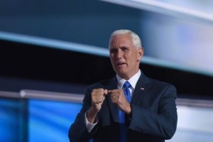 Pence: Amerika ne bo le gledala, kako Venezuela razpada