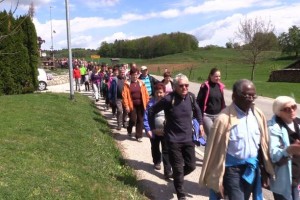 Video:Velikonočni pohod po Machovi poti