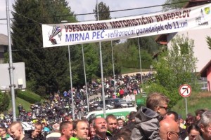 Video: V Mirni Peči 19. blagoslov motorjev in motoristov